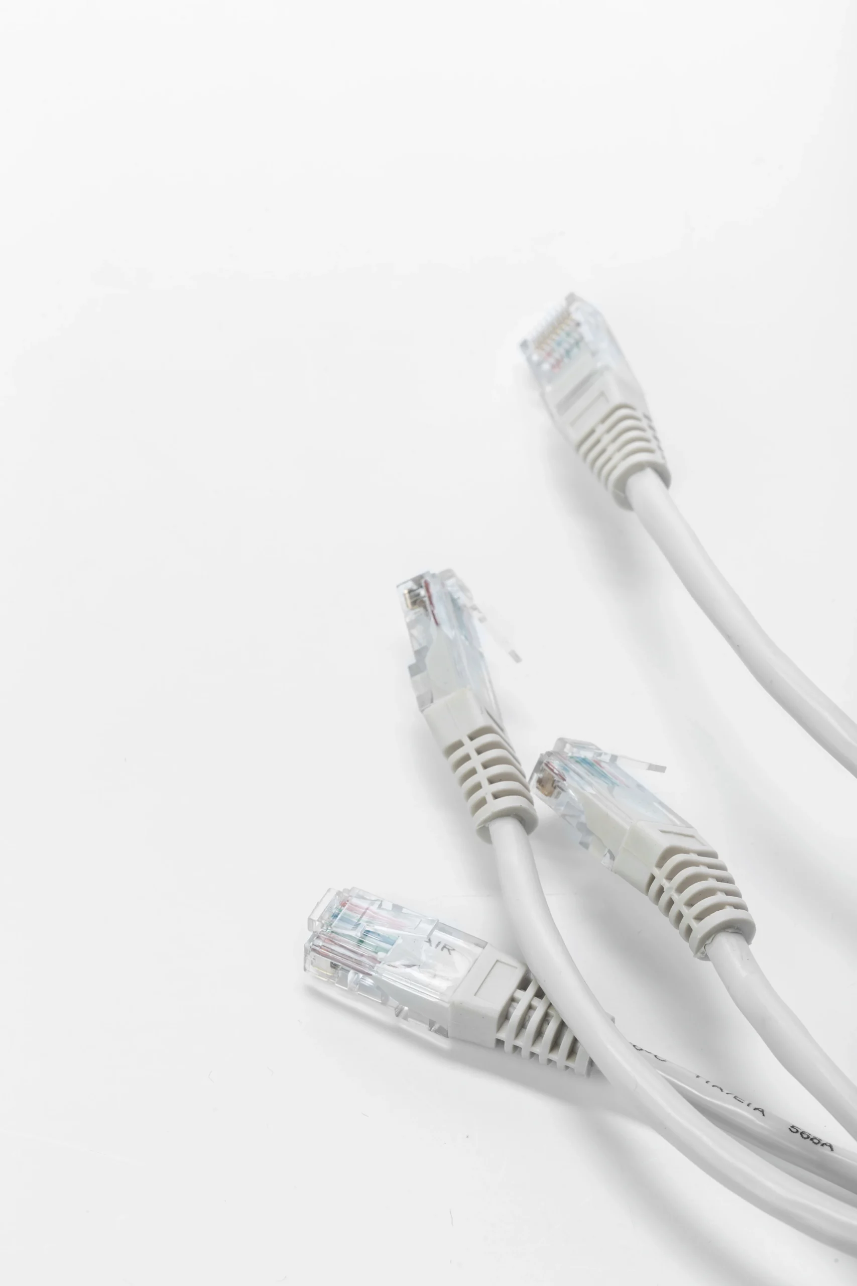 Kable Ethernet zakończone końcówką RJ45 - Zarządzanie siecią komputerową